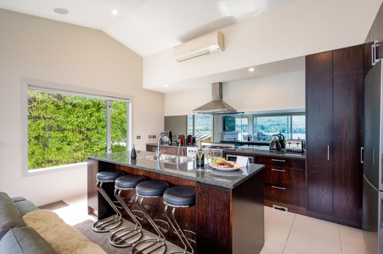 Luxury Lakeview Vista Apartment Wanaka Kültér fotó